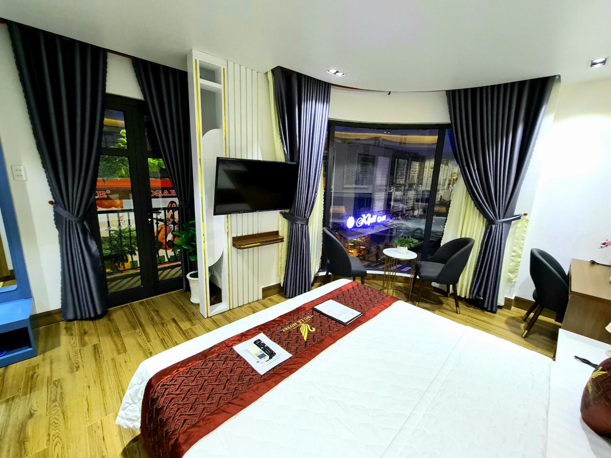 Thu Le Hotel Cao Lanh Exteriör bild